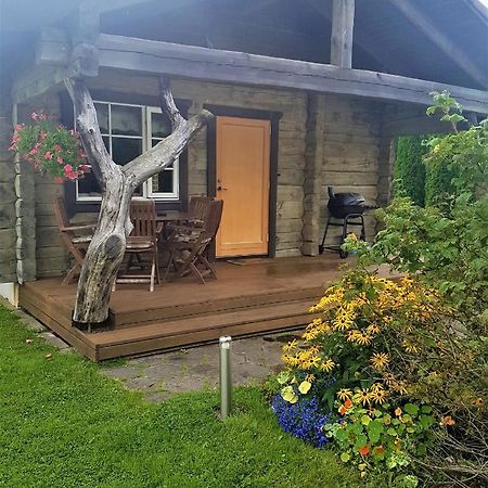 Arina Cottages Nasva Exterior photo